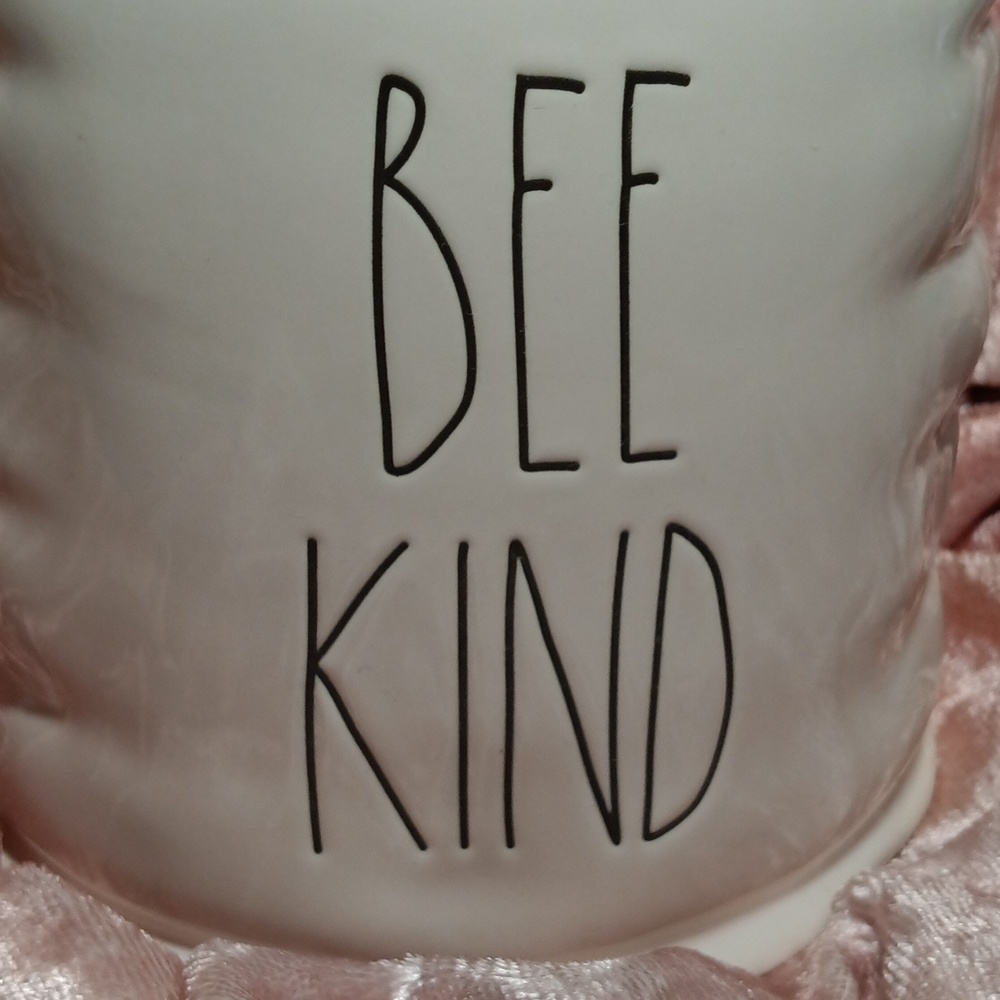 Rae Dunn Bee Hive Large Canister 'Bee Kind' Gem